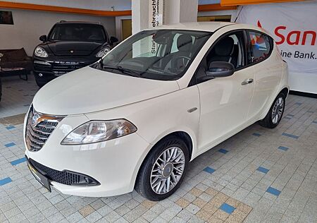 Lancia Ypsilon 1,3Multijet Alus Klima Tüv Neu Finanzier