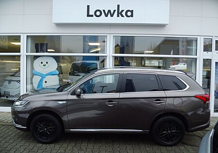 Mitsubishi Outlander PHEV 4WD AHK/Klima/Kamera