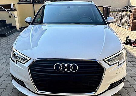 Audi A3 35 TFSI S tronic Sportback -