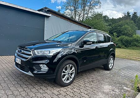 Ford Kuga 1,5 EcoBoost 4x4 129kW Black & Silv Aut...