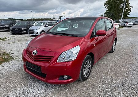 Toyota Verso ,Klimaautomatik,Tempomat,Panoramadach!