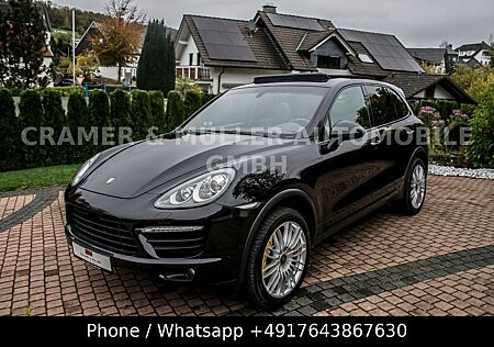 Porsche Cayenne Turbo PCCB PDCC PANO PDLS ACC 18-Wege