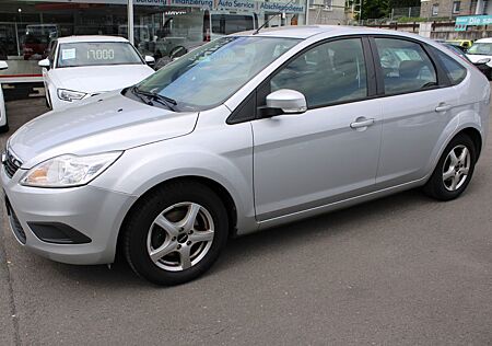 Ford Focus 1.6/5Tür/8xReif./Gepflegt!