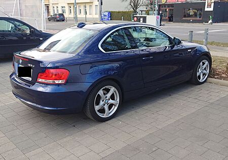 BMW 123d Coupé -