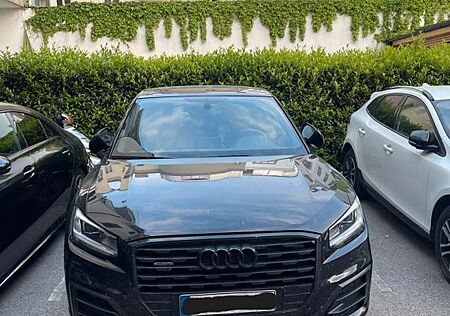 Audi Q2 40 TFSI S tronic quattro sport sport