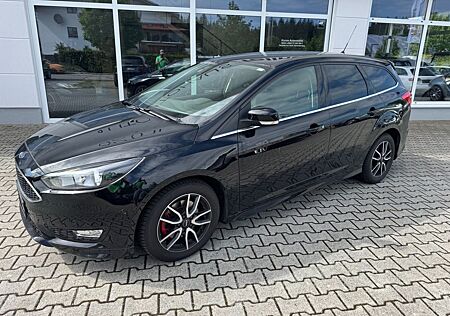 Ford Focus Turnier Titanium 1.5