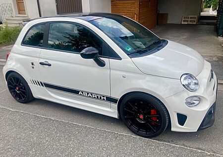 Abarth 595 1.4 T-Jet 16V Essesse