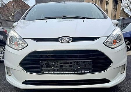 Ford B-Max Titanium