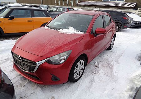 Mazda 2 Lim. Center-Line