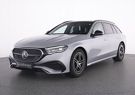 Mercedes-Benz E 200 T AMG+NIGHT+SUPERSCREEN+PANO+AHK+BURMESTER