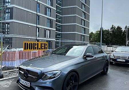 Mercedes-Benz E 43 AMG Mercedes-AMG E 43 4MATIC Autom. Mer...