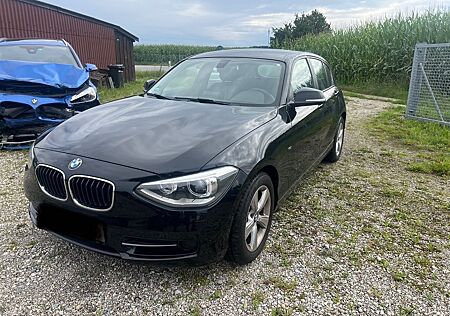 BMW 116i Lim Sport *M Lenkrad*Bi-Xenon*Navi*Euro6*