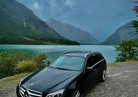 Mercedes-Benz E 350 BlueTEC T AVANTGARDE AVANTGARDE