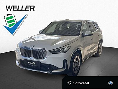 BMW iX1 eDrive20 x Line RFK LED NAVI