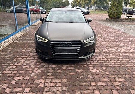Audi A3 2.0 TDI Ambition matt Effekt Folierung