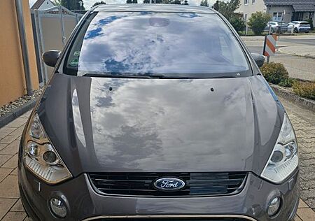 Ford S-Max 2,2 TDCi 147kW DPF Titanium Autom. Tit...