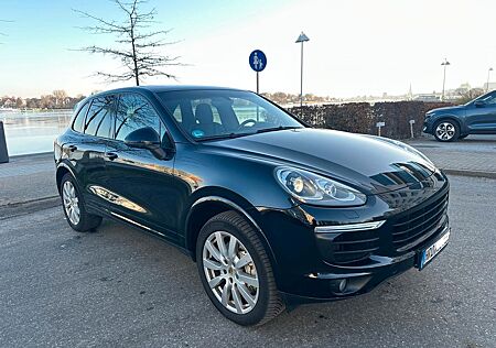 Porsche Cayenne S Diesel Platinum Edition