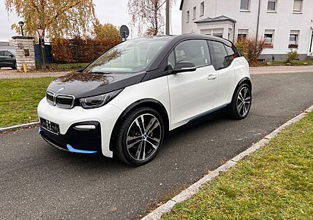 BMW i3s (120Ah), Navi Prof., Kamera, ACC, LED, SHZ,.