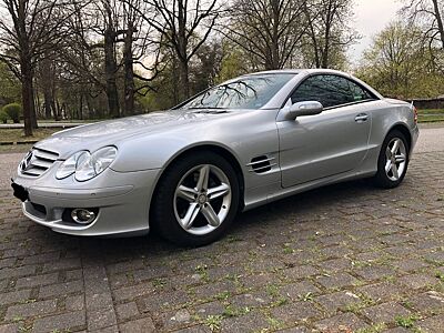 Mercedes-Benz SL 350 / lückenloses Scheckheft