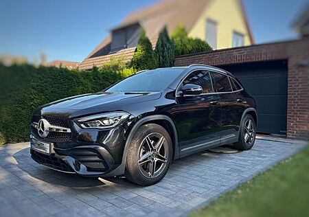 Mercedes-Benz GLA 250 gebraucht kaufen Mercedes-Benz GLA 250 4MATIC DCT -
