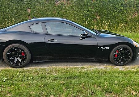 Maserati GranTurismo GT 4.2 V8