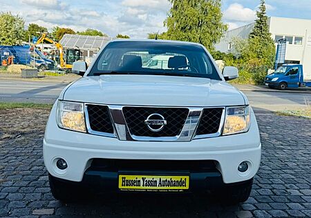 Nissan Navara Pickup Double Cab SE 4X4