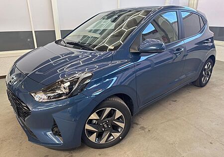 Hyundai i10 PREMIUM AUT NAVI SHZ KLIMAAUTOMATIK 1.2 5...