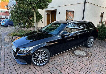 Mercedes-Benz C 250 C 250d T AMG 19 Zoll Felgen Pano Navi Distronic