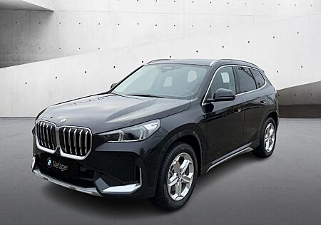 BMW X1 sDrive20i LED Park-Assistent HUD AHK klappbar