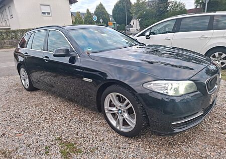 BMW 525 gebraucht kaufen BMW 525 Bau . d xDrive.Grosse Navi.Leder.Xenon