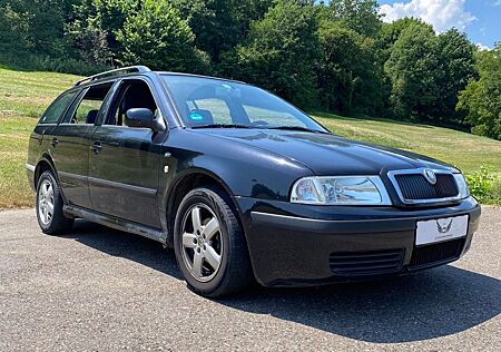 Skoda Octavia Combi AUTOMATIK/TÜV/SHZ/ALLWETTER