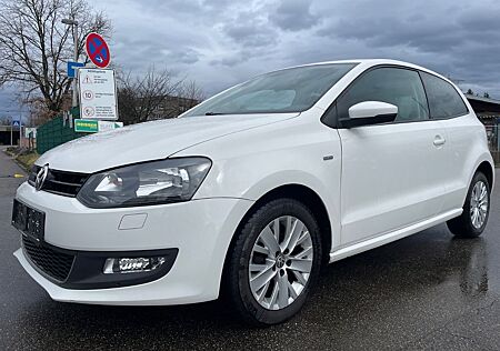 VW Polo Volkswagen V Life