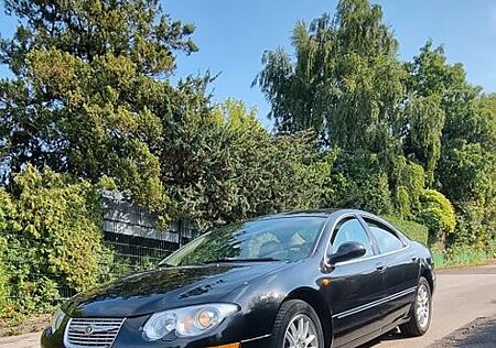 Chrysler 300 M