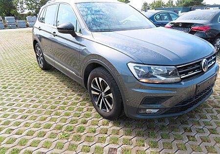 VW Tiguan Volkswagen 2.0 TDI Comfortline