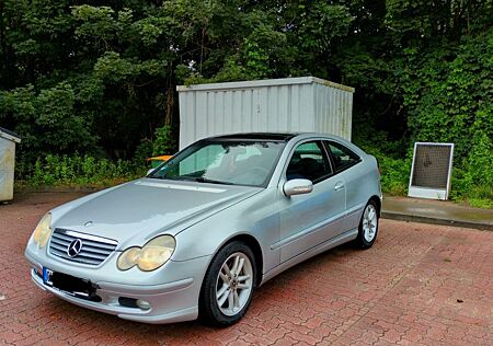 Mercedes-Benz CL 230
