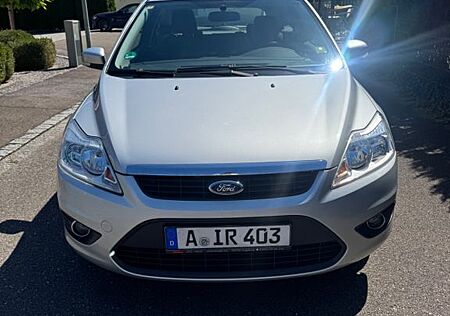 Ford Focus 1,6 Ambiente Ambiente