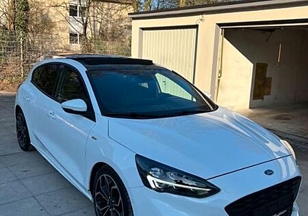 Ford Focus 1,5 TDCi 88kW PowerShift ST-Line