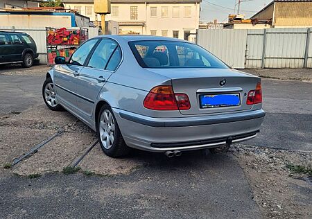 BMW 323i - E46 -gepflegt - Privatverkauf