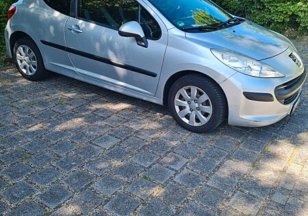Peugeot 207 1.4 Tendance 75 Tendance