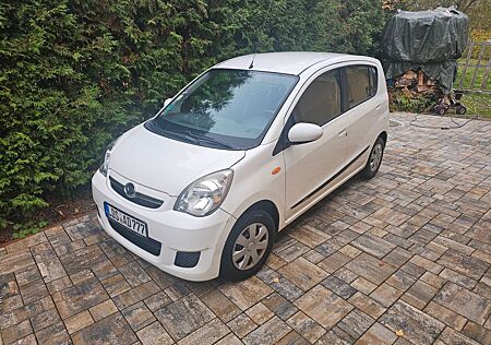 Daihatsu Cuore 1.0 Top - Das Sparwunder für die Familie