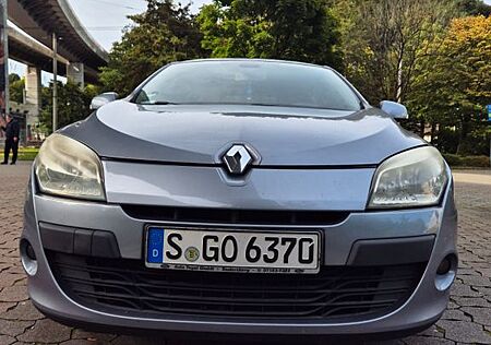 Renault Megane gebraucht kaufen Renault Megane Dynamique 1.6 16V 110 Dynamique