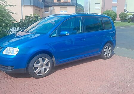 VW Touran Volkswagen 2.0 TDI DSG Highline Highline