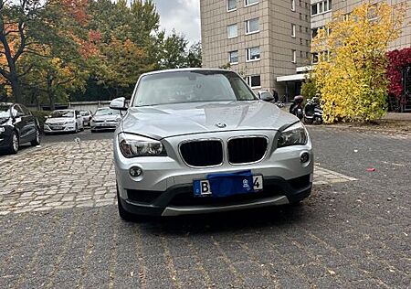 BMW X1 sDrive20i ,Pano,Sitzheizung,Automatik,Klima.