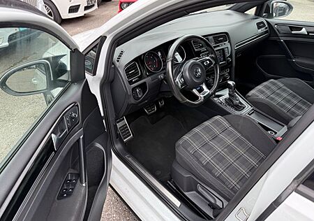 VW Golf Volkswagen VII Lim. GTD BMT*NAVI*XENON*AUTOMATIK