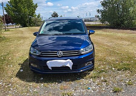 VW Touran Volkswagen 1.6 TDI SCR SOUND BMT SOUND