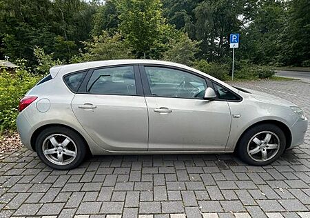 Opel Astra 1.4 Turbo Selection 103kW Selection