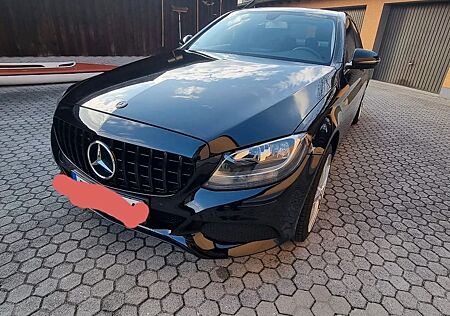 Mercedes-Benz C 200 - Benzin