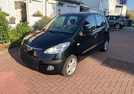 Hyundai i10 1.2 Style - 104.000 km - TÜV bis 06/2026