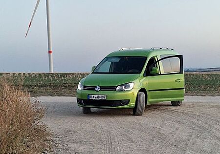VW Caddy Volkswagen Maxi 2.0l TDI AHK 150PS Vipergrün