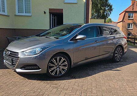 Hyundai i40 1.7 CRDi 104kW blue Premium DCT Premium